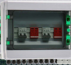 GYPV/2-1 DC Kombiner Kutusu 2 In 1 Out 20A/32A Maksimum Çıkış Değiştirme Akımı DC Devre Kesicisi ile